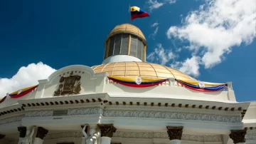 El Congreso de Venezuela declara la criptomoneda ‘petro’ ilegal