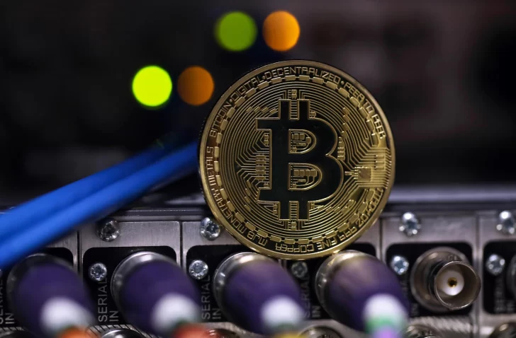 Precio de Bitcoin aumenta hasta un 20% en la última semana