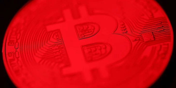 $50,000 a $2,800: ¿Cómo los expertos se retractan de los precios de Bitcoin?