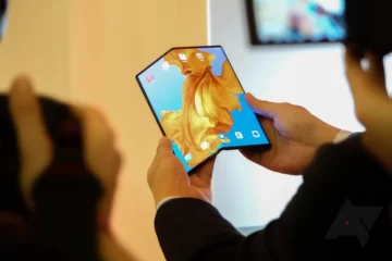 El Mate X de Huawei es un teléfono plegable de US$ 2600 que parece que viene del futuro