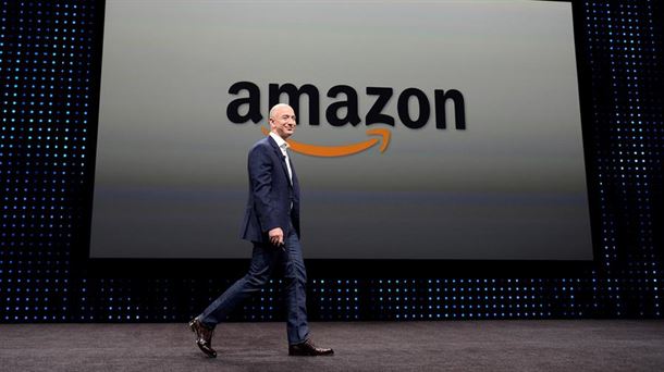 Jeff Bezos dejará su puesto en Amazon y será sustituido por Andy Jassy
