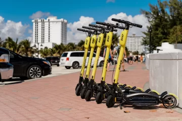 Conoce la patineta eléctrica de Usain Bolt
