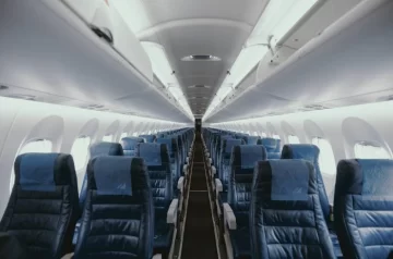 El coronavirus hace que aerolíneas vuelen aviones totalmente vacíos