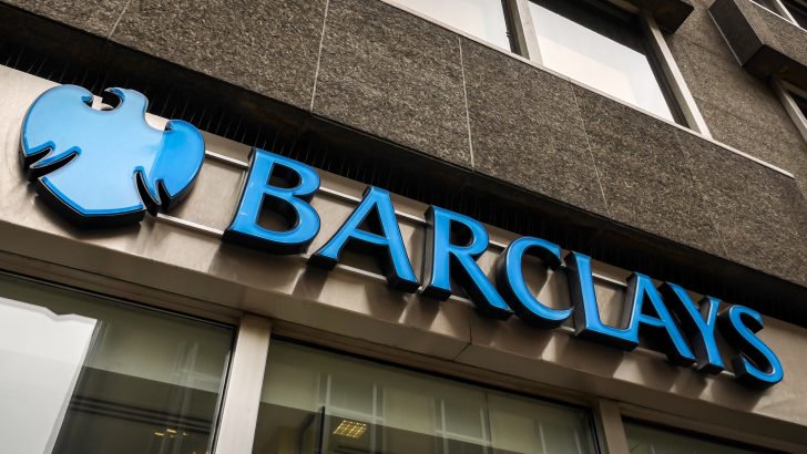Barclays entra en asociación con Coinbase
