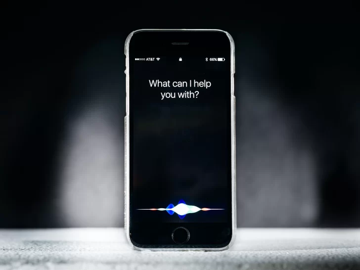 Ojo con esto: Siri puede mostrar tus contraseñas si se lo pides