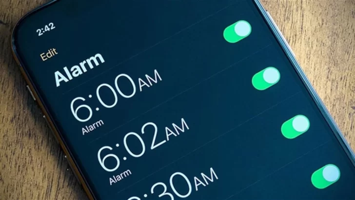  Un problema con la alarma en iPhone causa mil problemas a los usuarios 
