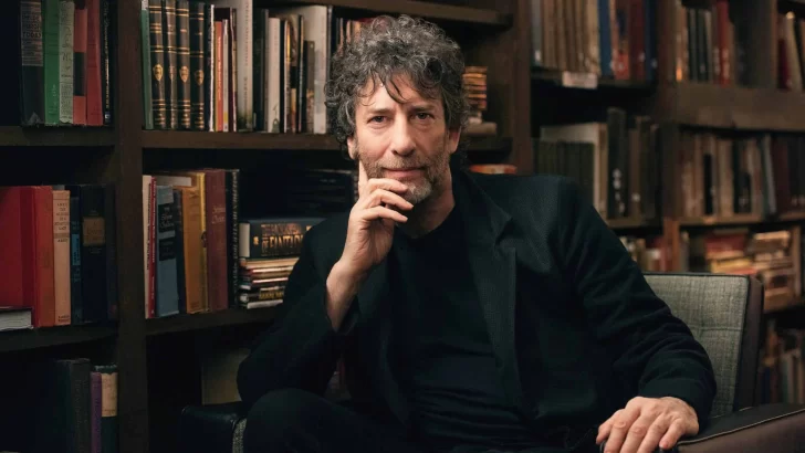 Neil Gaiman acusado de tener relaciones sexuales sin consentimiento