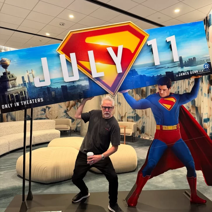 Working-hard.-superman-728x728