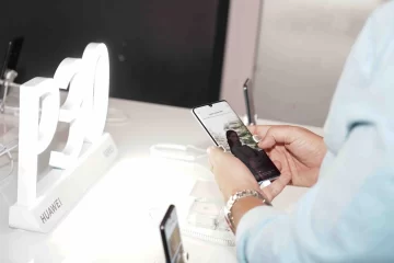 Altice presenta serie P30 de Huawei