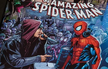 Eminem y Spider-Man se enfrentarán en una batalla de rap