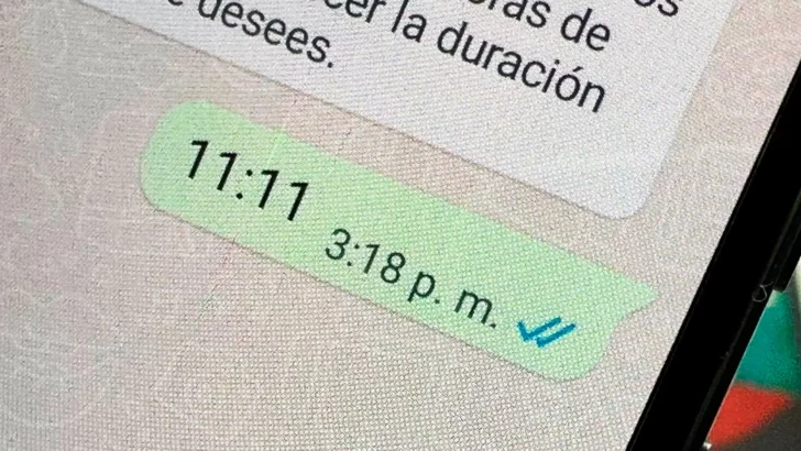 Qué significa el número 11:11 en WhatsApp y por qué lo usan los jóvenes