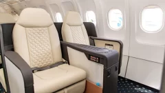 La aerolínea que prestará una Apple Vision Pro a sus pasajeros durante sus vuelos