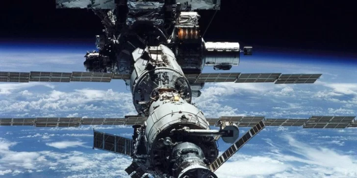 Superbacteria resistente a antibióticos pone en jaque a astronautas en la EEI