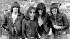 Estos son los 3 mejores discos del Punk de la historia según la IA