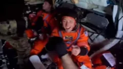 En primera persona: así fue el emotivo encuentro entre los astronautas de Artemis II y el equipo que los rescató tras regresar de la Luna