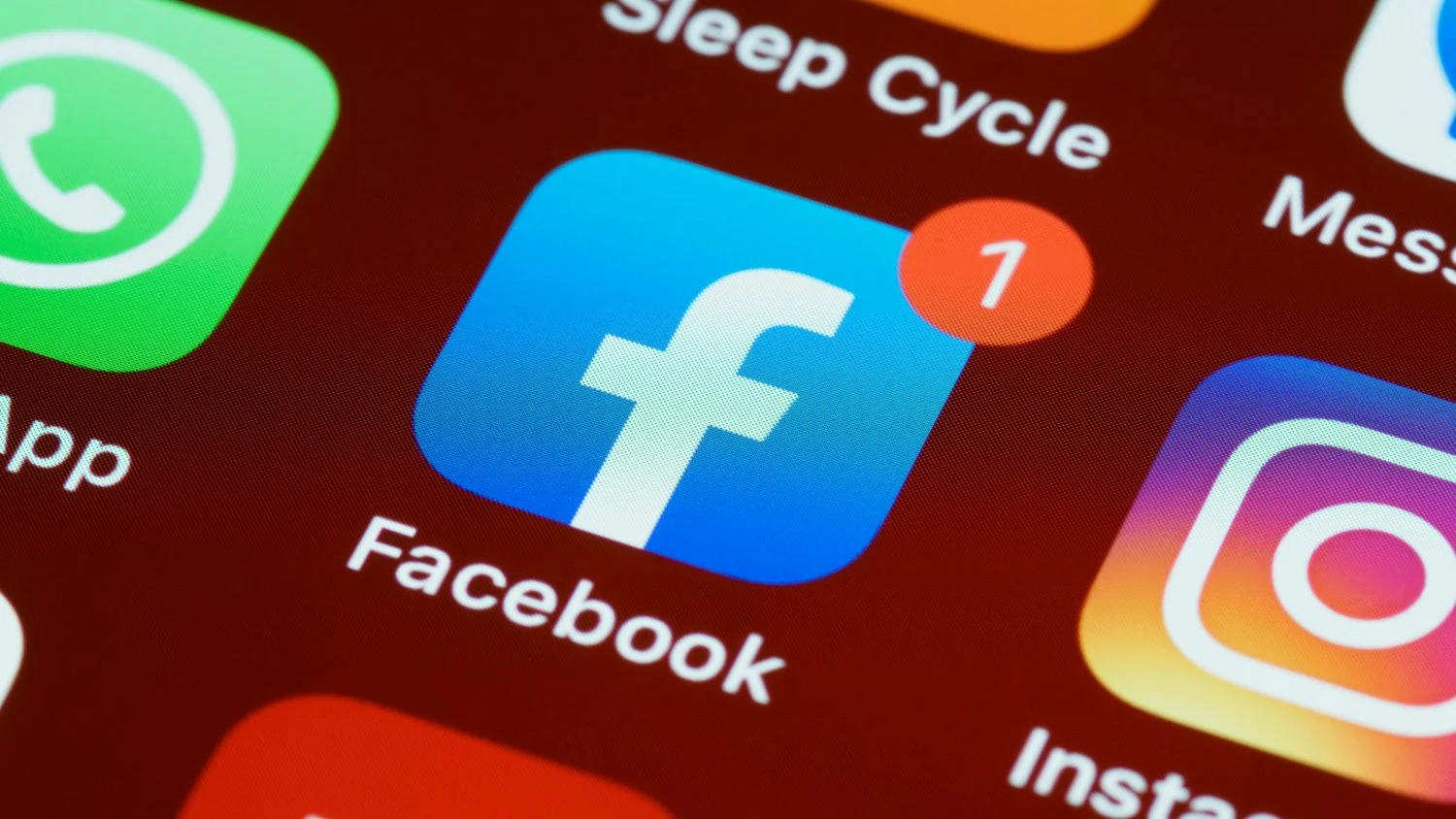 Meta lanza versiones plus de Whatsapp, Facebook e Instagram